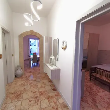 Salenteden Taviano (Lecce)